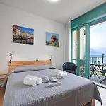 Apartment Mit Seeblick Auf Den Luganersee