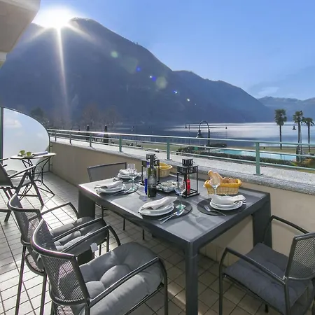 Mit Seeblick Auf Den Luganersee شقة